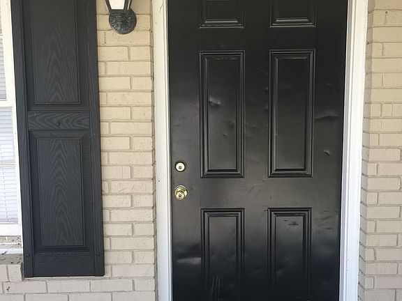 3rd image of 11 University Pl #3321003