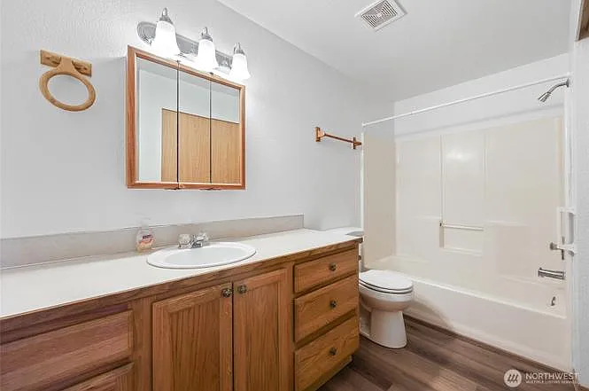 1320-1322 W Martin St #1322 — Photo 5