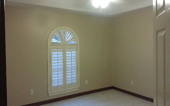 4th image of 3801 W Iris Ave