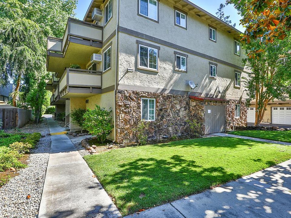 1st image of 561 W Latimer Ave