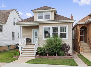 4830 W Winnemac Ave, Chicago, IL 60630