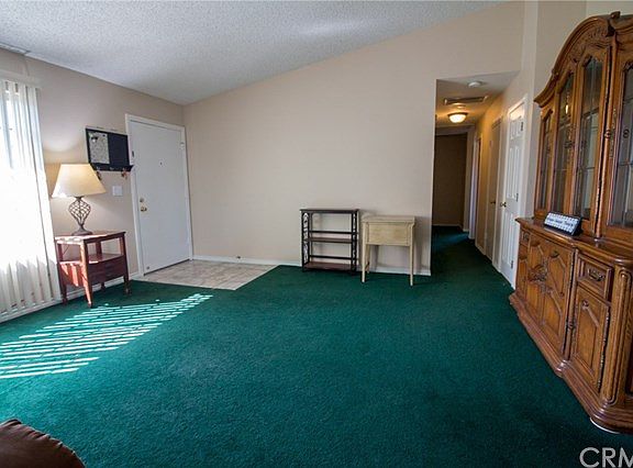 5th image of 16140 Elaine Dr