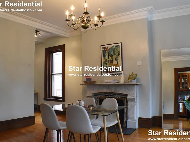 31 Fairfield St #201 — Photo 16