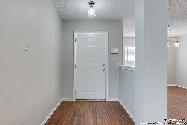 16522 Alwick Ln — Photo 8