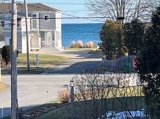 14 Myrica Ave APT 5, Rye, NH 03870