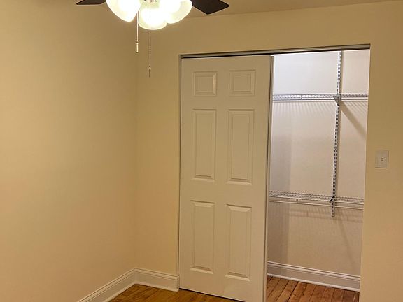 2nd image of 2206 N Rockwell St #2