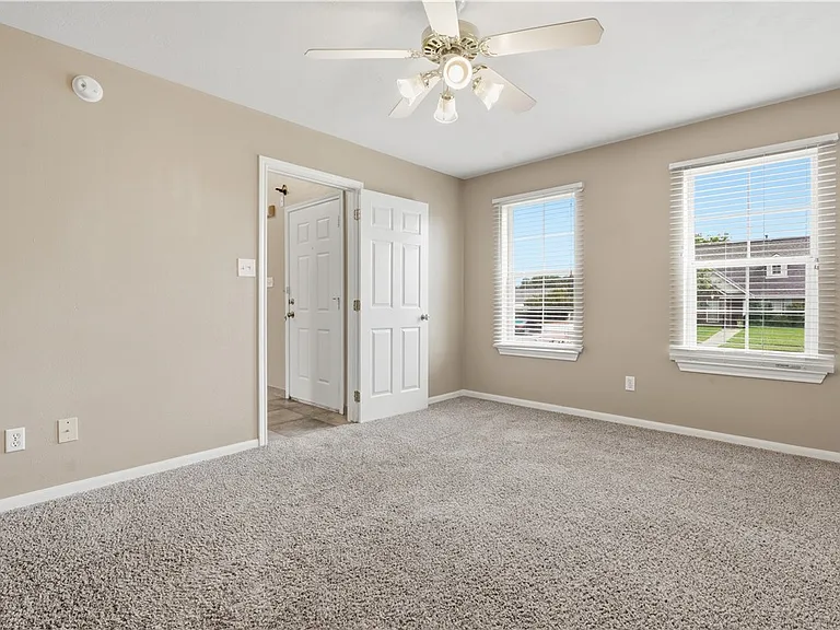 2443 Pintail Loop — Photo 13