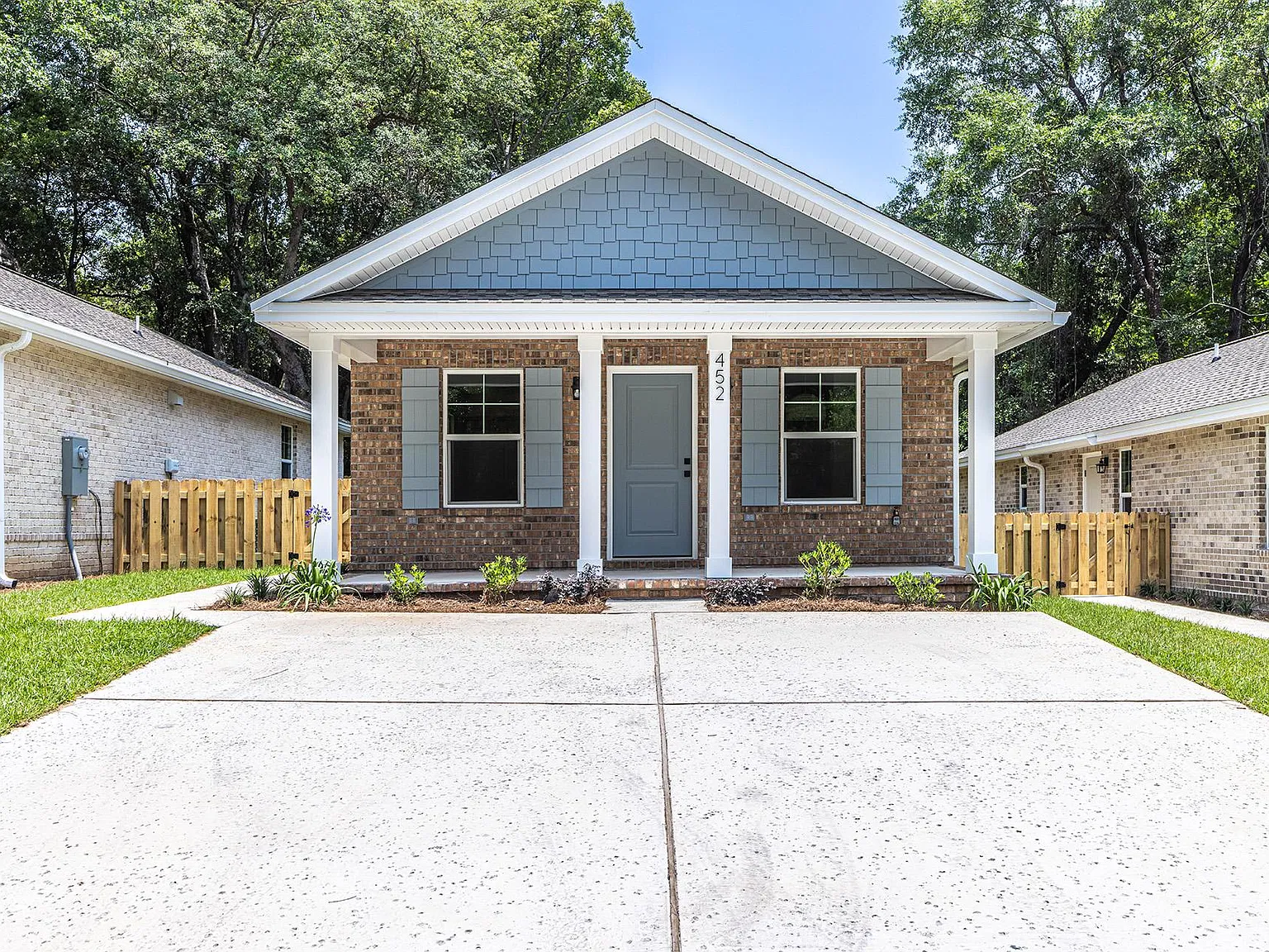 2 bed, 1118 sqft, $2,200 — Photo 3