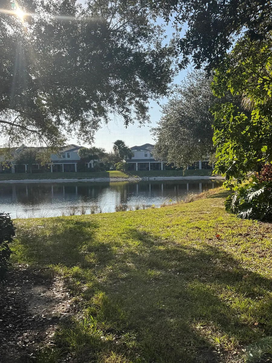 Building Photo - 14751 Pinnacle Pl