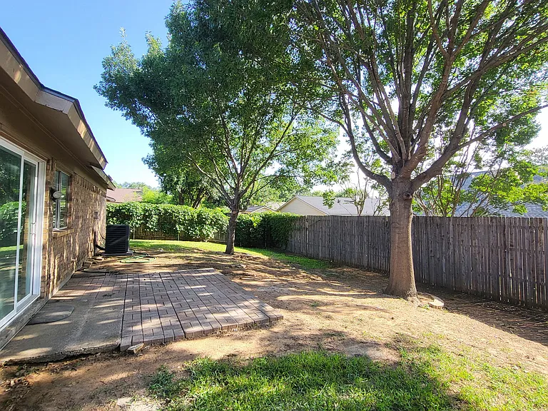 2117 Loma Verde Dr — Photo 13