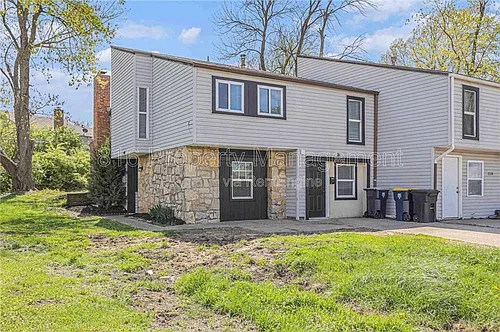 11220 College Ave Photo 1
