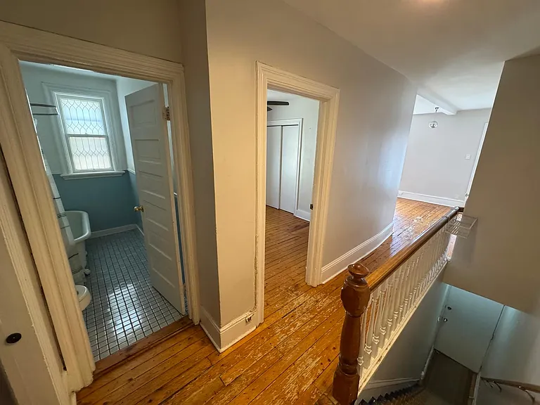 230 Percy St #2 — Photo 7