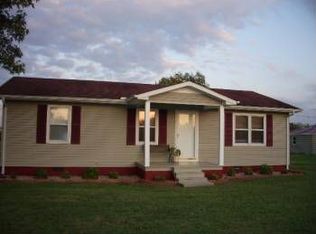 401 Whitaker Rd, Shelbyville, TN 37160