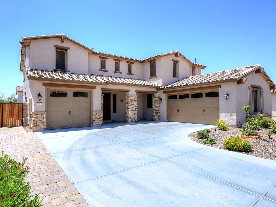 1381 E Coconino Dr