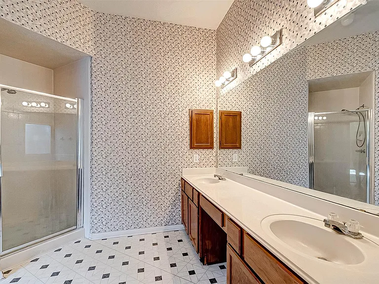 125 Barbetta Ct — Photo 39