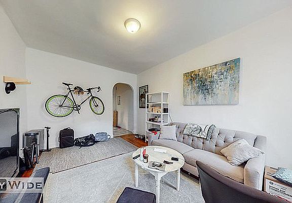 2nd image of 1619 York Ave APT 3B