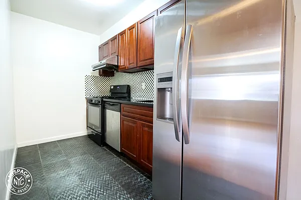 Rented by MySpaceNYC | media 19