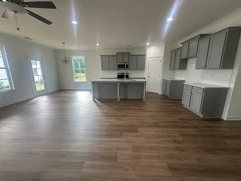 1481 Lake Dr — Photo 8