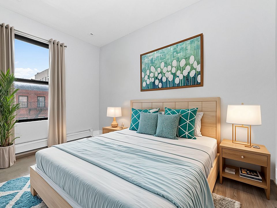 1st image of 215 E 117th St APT 21