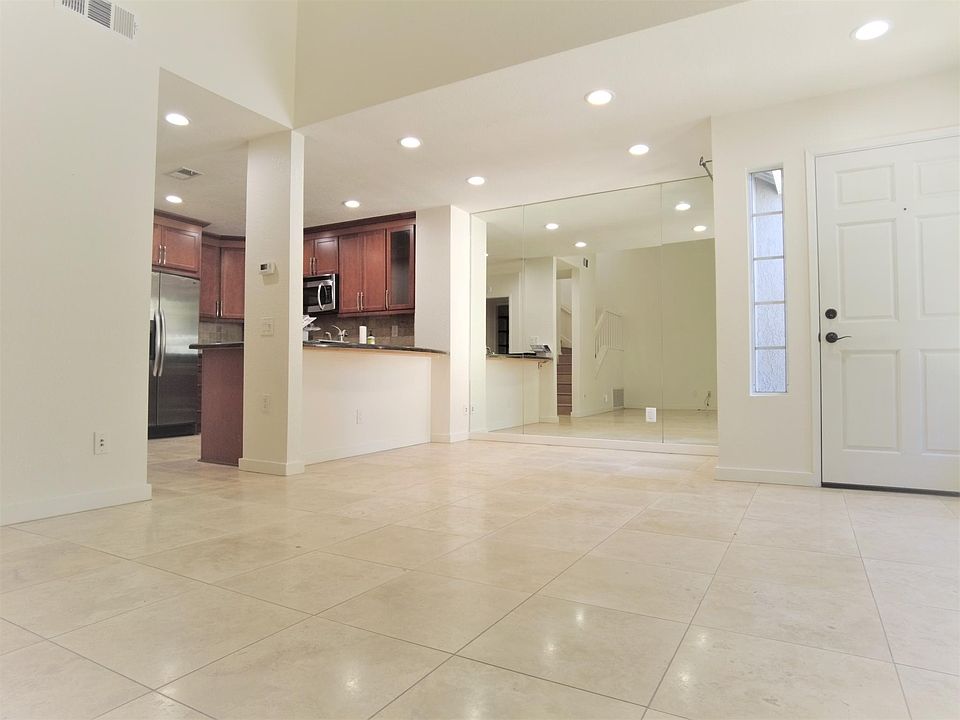 1st image of 5652 Canterbury Dr