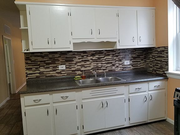 4th image of 1114 N Monticello Ave #1