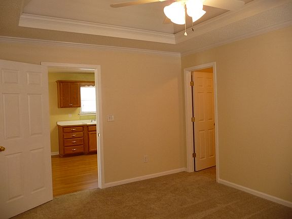 2nd image of 200 Melvina Dr