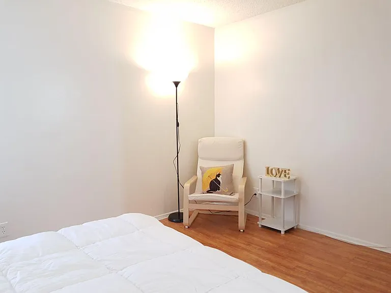 11701 Texas Ave — Photo 6