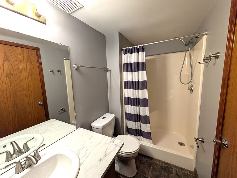 598 Echo Ct — Photo 25