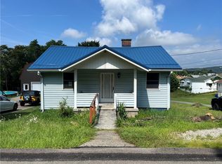 906 Allegheny Ave, New Kensington, PA