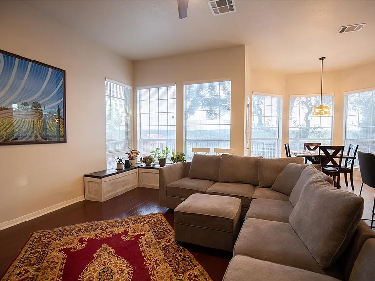 9920 Spicewood Mesa — Photo 10