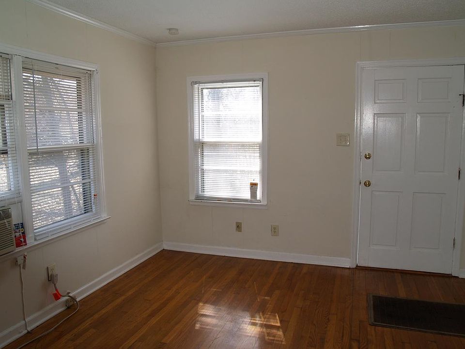Lots of windows.
