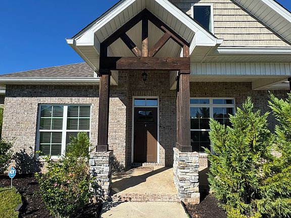2nd image of 903 Homestead Way