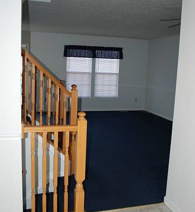 3rd image of 12 E Galloway Ct