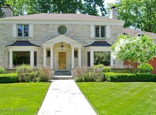 6620 N Tower Circle Dr, Lincolnwood, IL 60712