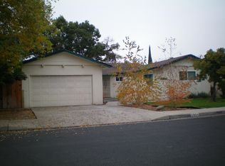 2904 Fine Ave, Clovis, CA 93612