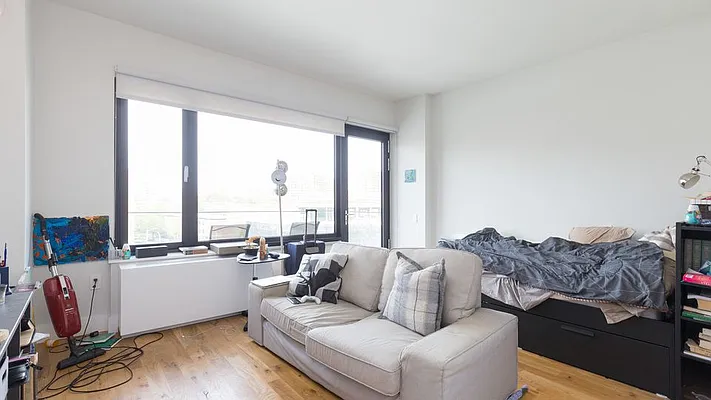 Rented by Nooklyn NYC LLC | media 5