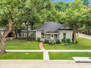 300 University Ave, Waxahachie, TX 75165
