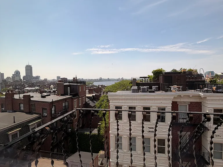 106 Myrtle St #18 — Photo 15