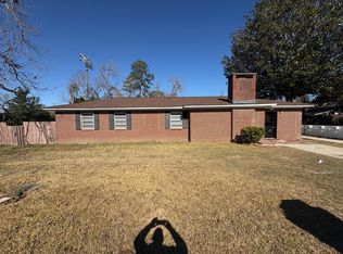 701 Park Ave, Claxton, GA 30417