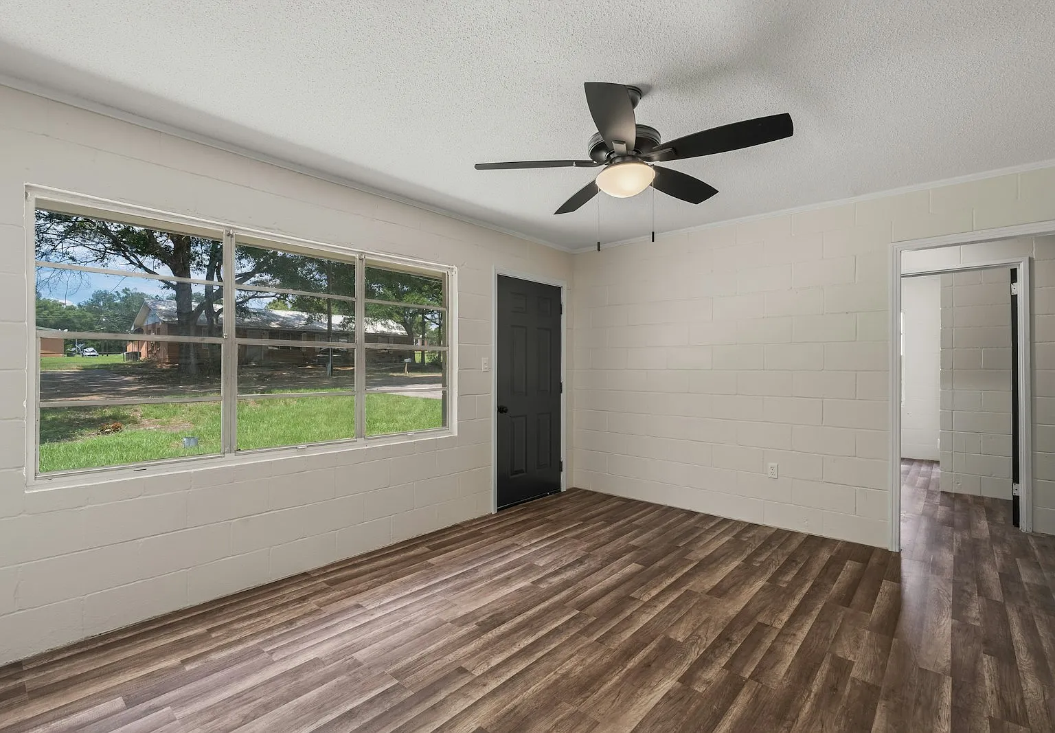 18 East Westover Drive — Photo 2