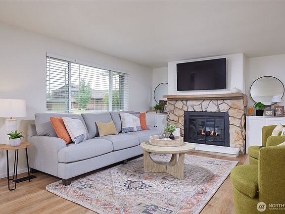 2nd image of 1266 SE Independence Drive