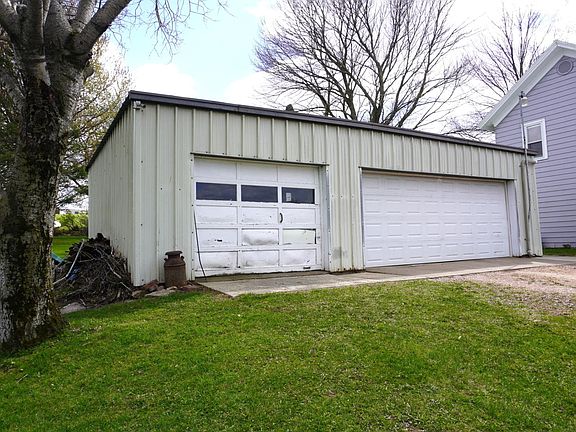 3rd image of 8525 N 60th Ave