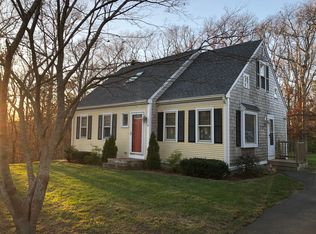 6 Wayside Ln, Sandwich, MA 02563