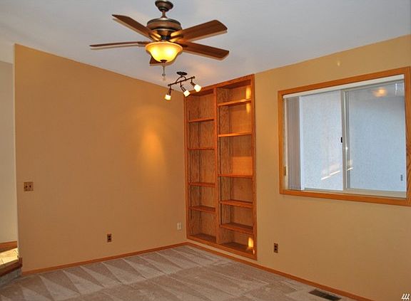 3rd image of 1260 Road F8 NE