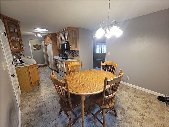 4th image of 5408 Ottawa Dr