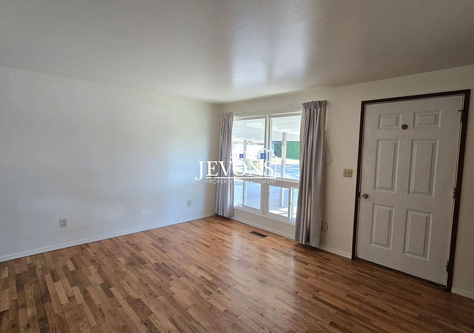 Spacious West Yakima Rental in a Quiet Neighborhood — Photo 3