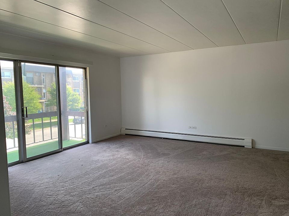 1st image of 11000 S Keating Ave APT 2C