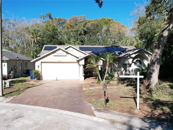 7547 Mengi Cir, New Port Richey, FL 34653