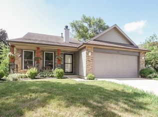 1211 Longford Cir, Elgin, IL