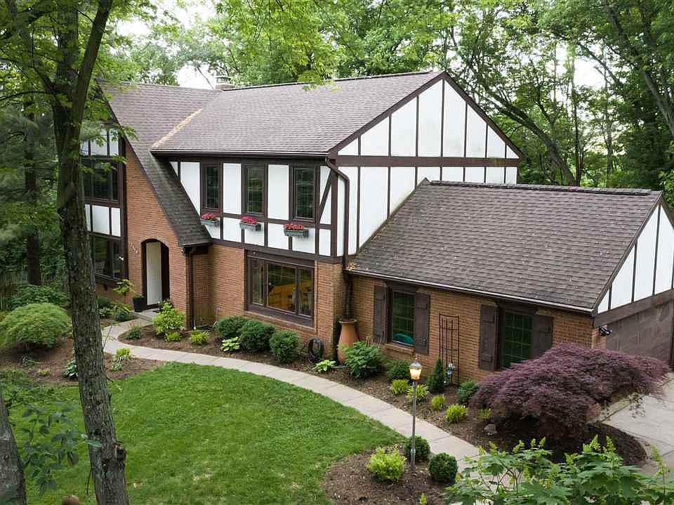 1st image of 2146 Woodhaven Ct
